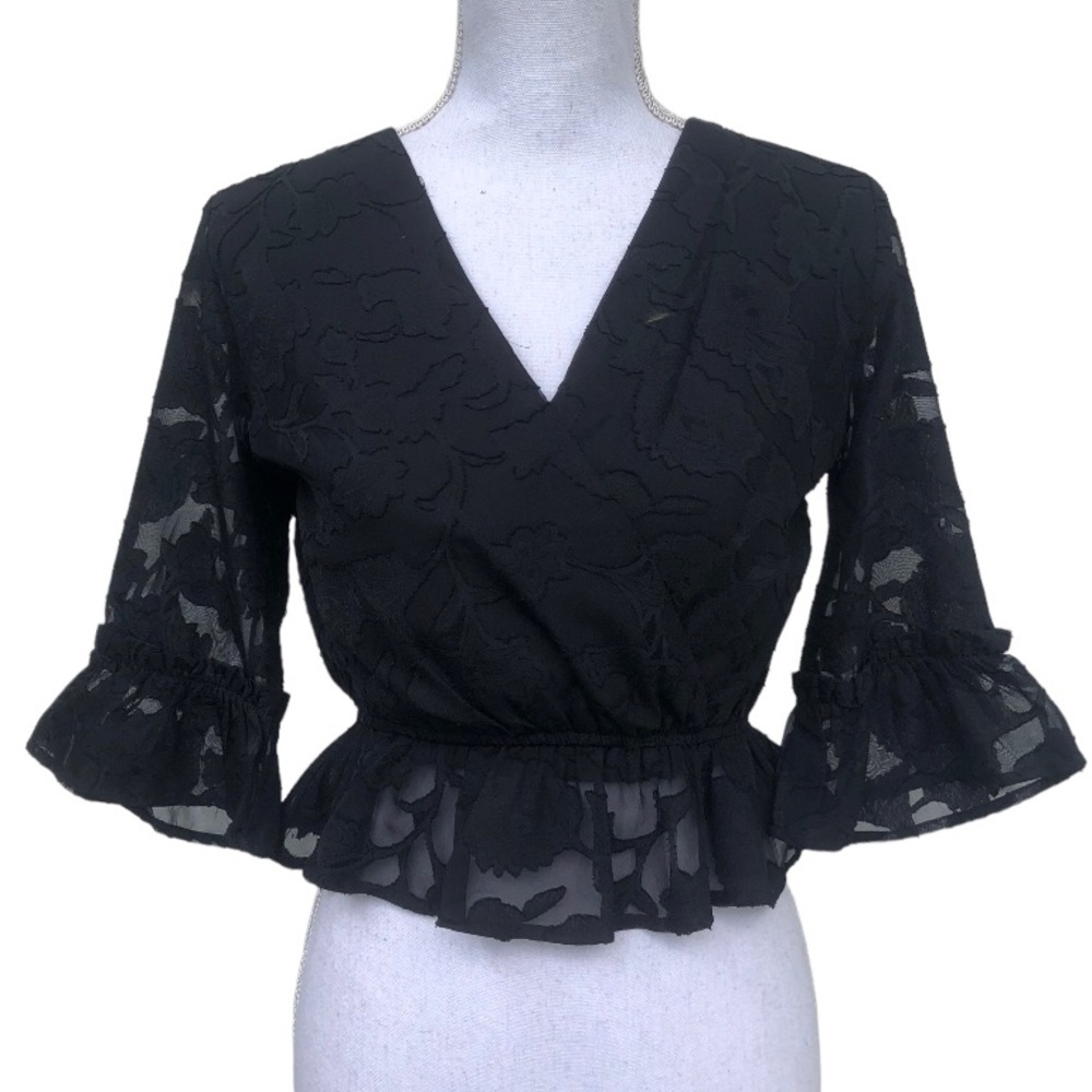 Embossed floral dark Cottagecore peplum blouse XS